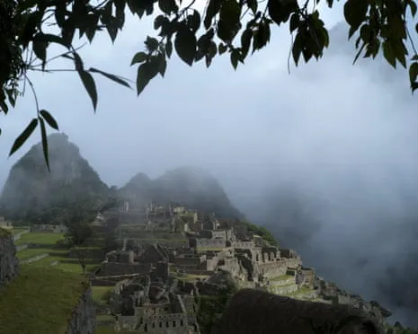 Debris on Railway Lines Leave 900 Tourists near Peru's Historic Site